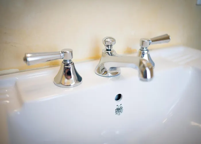 Villa Sommerach מלון *